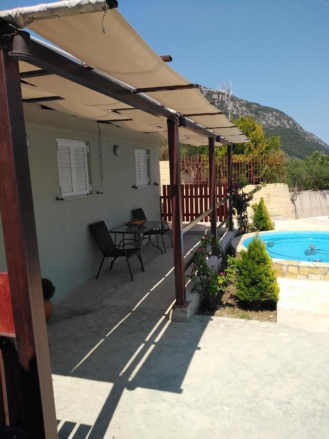 Apartment With Pool In Tzanata Kefalonia Dhimisianáta Exterior photo